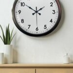 Black Classic 52 Cm Metal Modern Ve Şık Duvar Saati