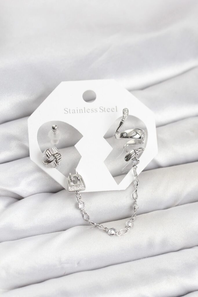 Mey İthalat® Pirinç Gümüş Renk Yılan Model Zincir Bağlantılı Ear Cuff Küpe Seti
