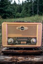 BUFFER® Retro, Nostaljik, Ahşap Tasarım Bluetooth Hoparlörlü, Şarjlı, Taşınabilir Otantik Tasarımlı FM/AM Destekli Radyo NS8098 - Görsel 6