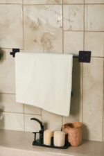 BUFFER® Kendiliğinden Yapışkanlı Siyah Çubuk Havluluk - Görsel 7