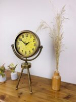 Retro Antique Üç Ayaklı Metal Eskitme Masa Saati - Görsel 3