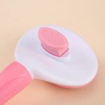 BUFFER® Kedi Köpek Tüy Toplayıcı Kendini Temizleyebilen Ergonomik Saplı Evcil Hayvan Tarağı Pembe - Görsel 3