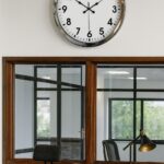 Krom Şıklık 52 Cm Metal Modern Duvar Saat
