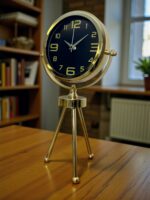 Vintage Prestige Üç Ayaklı Metal Masa Saati - Görsel 3