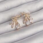 Mey İthalat® Pirinç Gold Renk Zirkon Taşlı Fiyonk Küpe