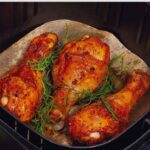 50 Adet Air Fryer Pişirme Kağıdı Tek Kullanımlık Yağ Su Geçirmez Yapışmaz Deliksiz Düz Kare Model - Görsel 7