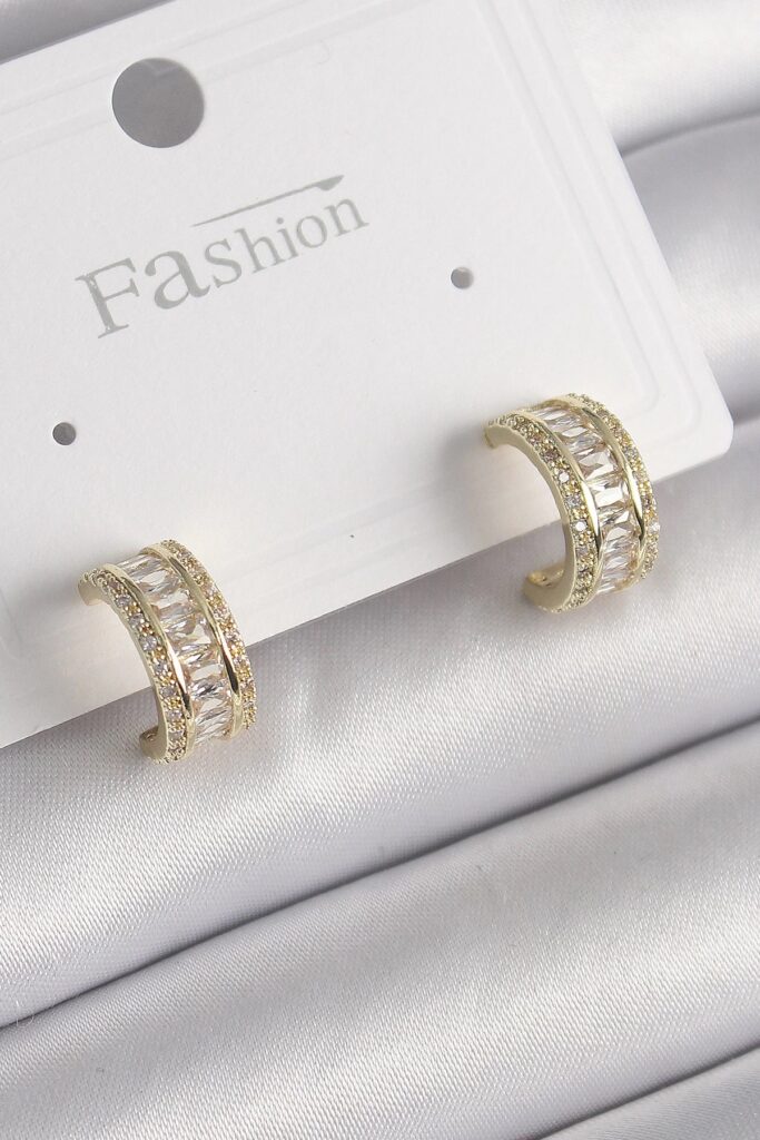Mey İthalat® Pirinç Gold Renk Zirkon Taşlı Halka Model Kadın Küpe