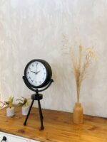 Siyah Metal Mini Tripod Farsça Masa Saati 45×26 cm - Görsel 4