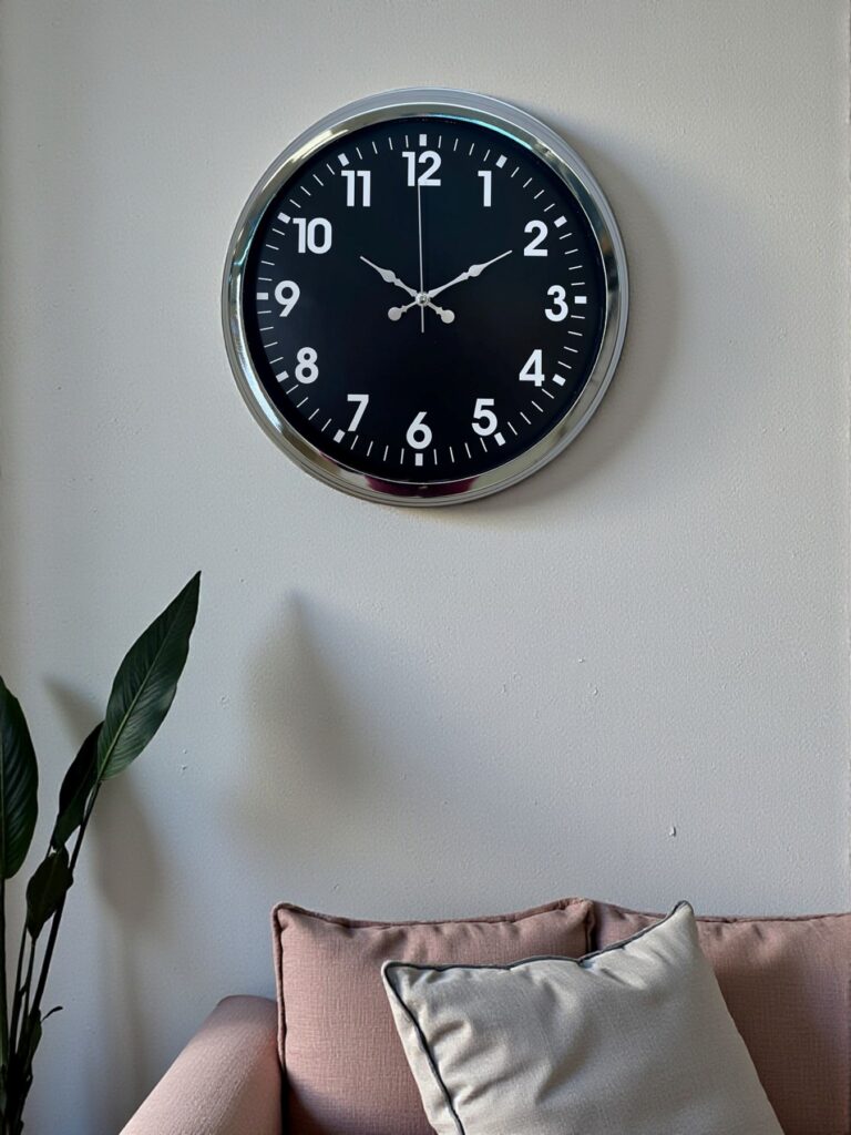 Modern 40 Cm Metal Krom Standart Duvar Saati