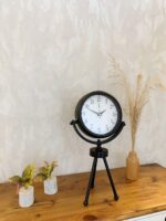 Siyah Metal Mini Tripod Masa Saati 45×26 cm - Görsel 2