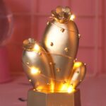BUFFER® Led Işıklı Sevimli Kaktüs Dekoratif Masa Lambası Mini Biblo Gece Lambası Gold - Görsel 2