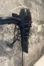 BUFFER® Kendiliğinden Yapışkanlı Siyah Paslanmaz Metal Fön Makinesi Askısı Saç Kurutma Makinesi Tutacağı - Görsel 7