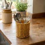 BUFFER® Yuvarlak Hasır Dokulu Plastik Rattan Kaşıklık & Çatallık – Askılı Kendiliğinden Tutmalı Çok Amaçlı Mutfak Organizeri - Görsel 3