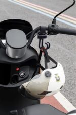BUFFER® 2li Bebek Arabasına Uyumlu Cırtlı  Eşya Taşıma Aparatı 360 Derece Dönebilen Plastik Kanca - Görsel 8