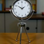 Krom Modern Classic Üç Ayaklı Metal Masa Saati