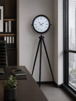 Black Elite Tripod Ayaklı Saat