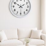 Beyaz Dekoratif Stil 52 Cm Metal Duvar Saati