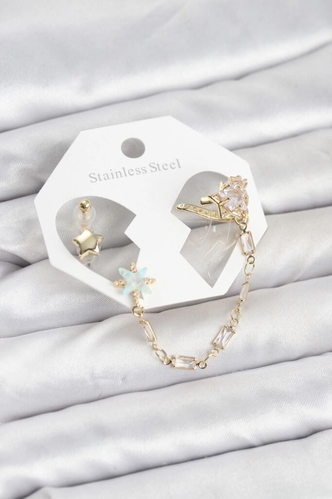Mey İthalat® Yıldız Model Pirinç Gold Renk Zincir Bağlantılı Ear Cuff Küpe Seti