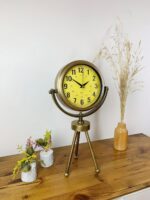 Retro Antique Üç Ayaklı Metal Eskitme Masa Saati - Görsel 2