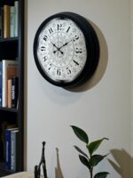 Şaheser Tasarım Zarif Desenli 40 cm Metal Duvar Saati - Görsel 3