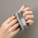 BUFFER® Tutamaçlı Plastik Pratik Tırnak ve Kıyafet Yaka Temizlik Fırçası- TP-113 - Görsel 2