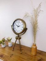 Eskitme Retro Üç Ayaklı Masa Saati - Görsel 3