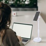 BUFFER® Masa Üstü Tablet ve Telefon Tutucu Plastik Aparat Beyaz Telefon Standı - Görsel 4