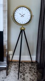 Gold 24 Saat Göstergeli Özel Tasarım Tripod Ayaklı Saat - Görsel 2