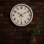 White Classic Modern 52 Cm Metal Duvar Saati