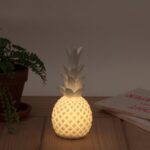 BUFFER® Ananas Şeklinde Desenli Büyük Boy Pilli Masa ve Gece Lambası - Görsel 3